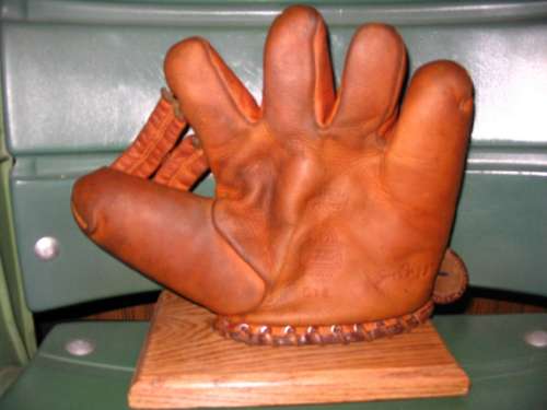 Joe Beggs MacGregor Goldsmith G18 Front